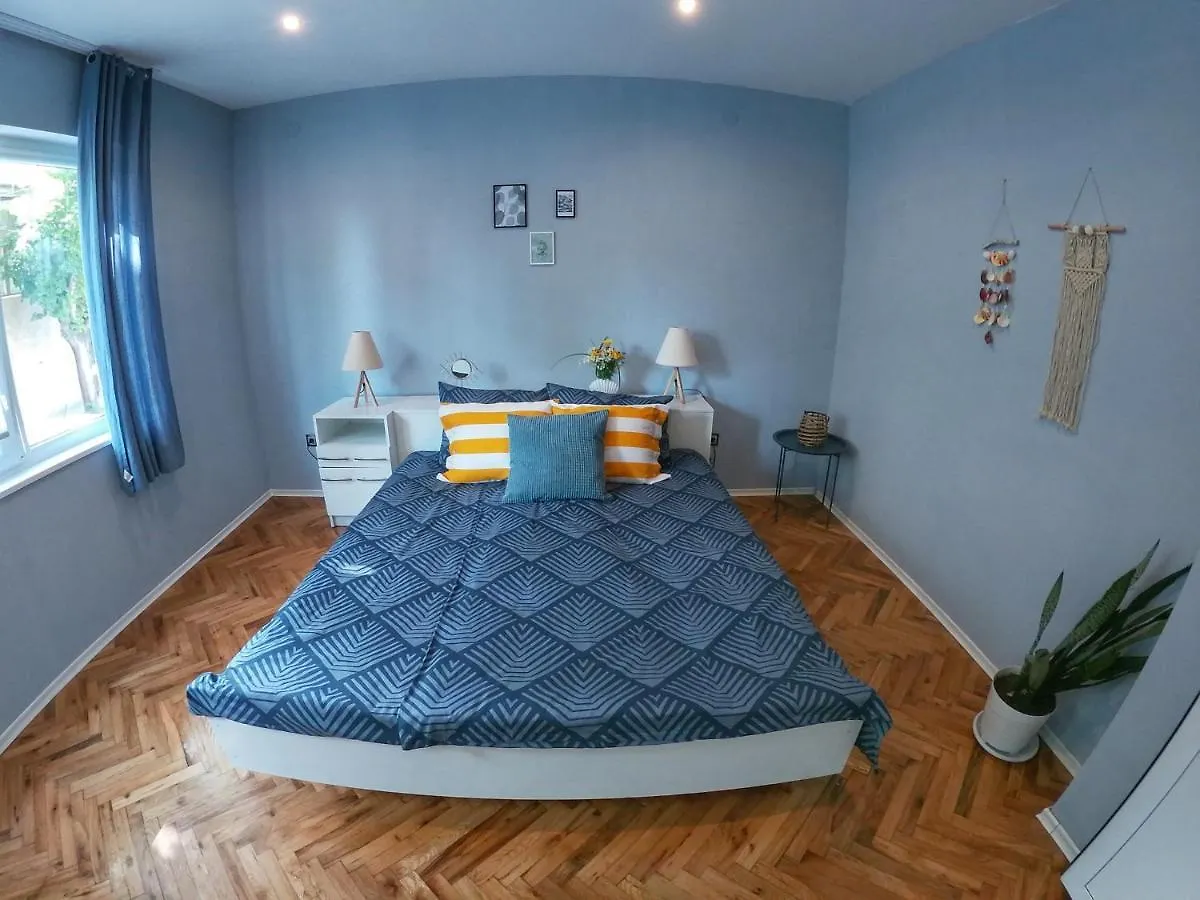Apartment Into The Blue, 4 Guests, 5 Min Away From The Beach Warna Bulgarien